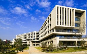 湖南高考566分左右录取的本科大学名单! 2025年高考可填报70所大学