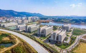 湖南高考556分左右录取的本科大学名单! 2025年高考可填报70所大学
